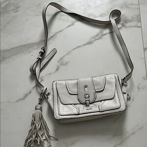Y2K Guess White Crossbody Bag